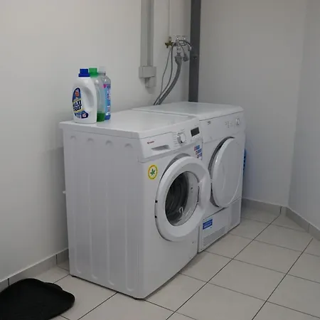 Apartment Heck